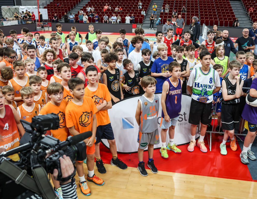 008_20240615_GRZE0746_RAD