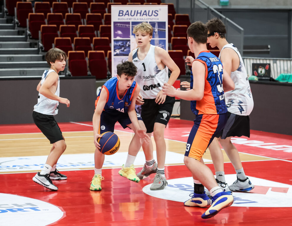 012_20240615_GRZE0801_RAD