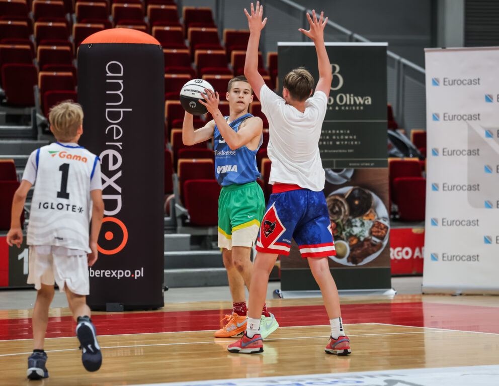 060_20240615_GRZE1607_RAD