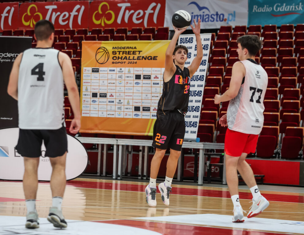 158_20240615_GRZE3924_RAD