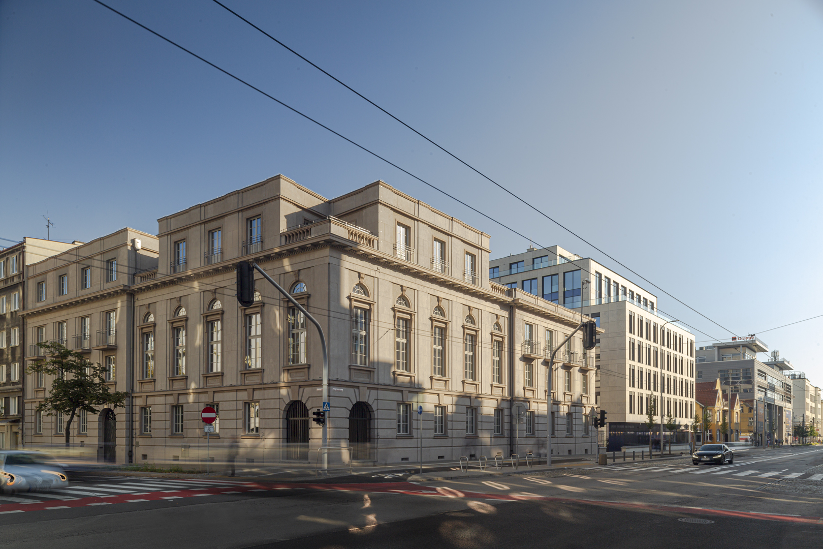 Moderna Bank _Swoboda i Malko_18